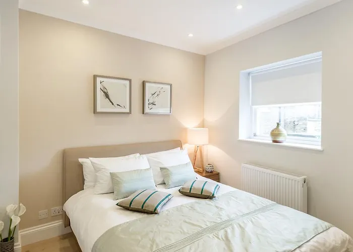 High Street Kensington Apartment